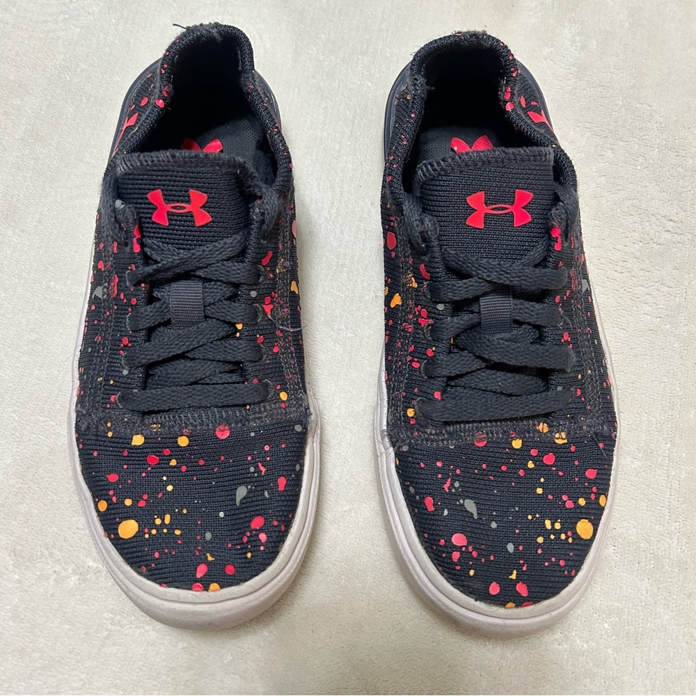 Under Armour Kids Black Sneakers with Pink & Yellow Paint Splatter